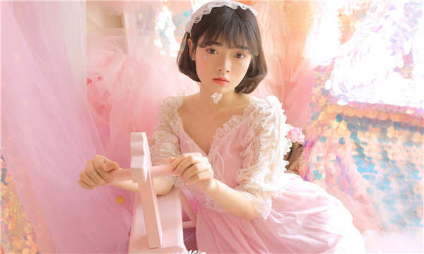 汉川供卵试管代怀生子多少钱？这一直是很多不孕不育家庭关注的话题。在中国，不孕不育的发生率越来越高，根据《中国不孕不育现状调研报告》显示，育龄夫妇的不孕不育率从20年前的3%增长至现在的12.5%-18.2%，患者人数高达6000万以上。在这样的背景下，许多家庭通过供卵试管来实现自己的生育梦想。那么，供卵试管代怀生子的费用到底是多少呢？